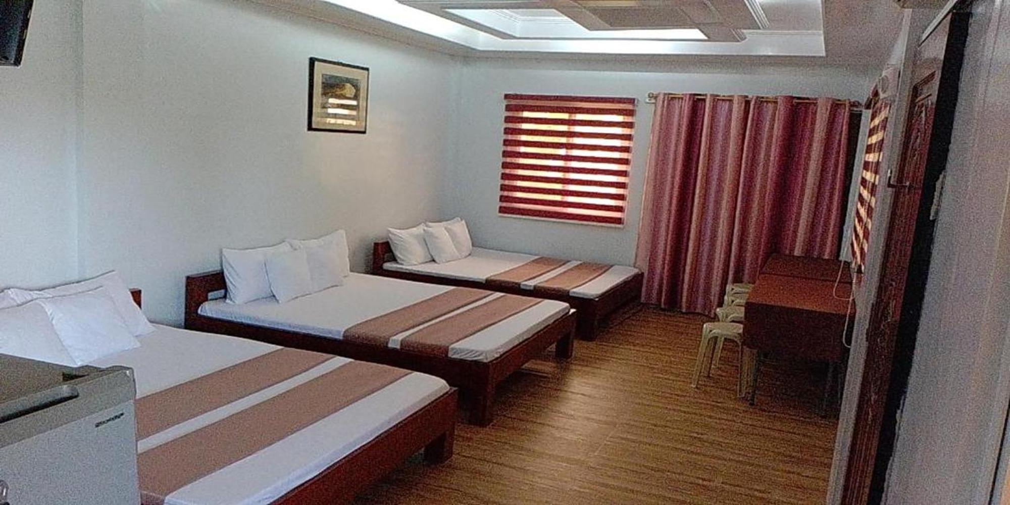 Hotel FNT Transient House à Alaminos Extérieur photo