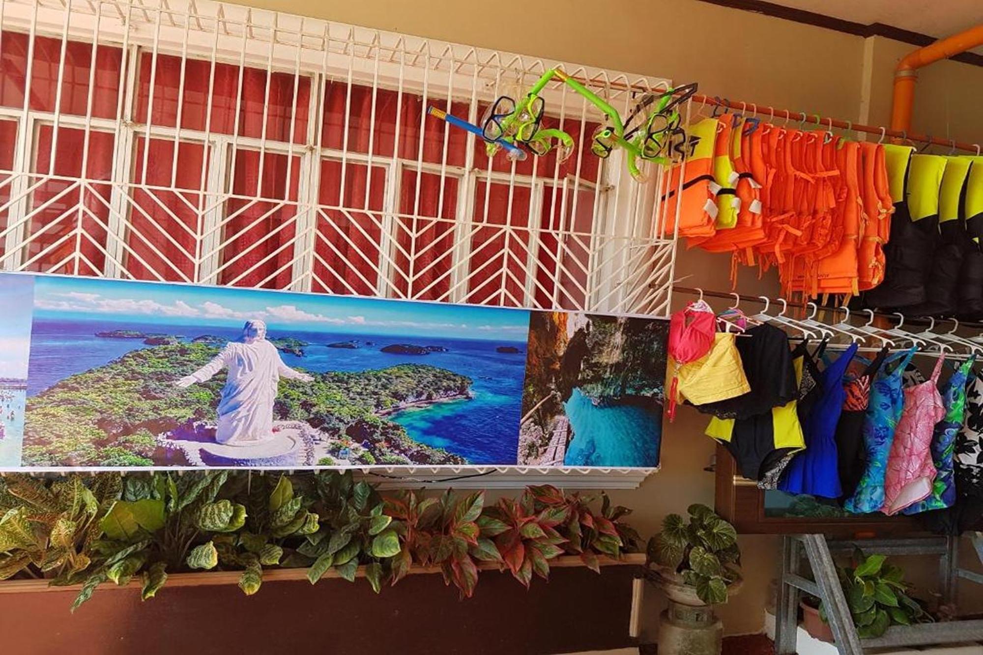 Hotel FNT Transient House à Alaminos Extérieur photo